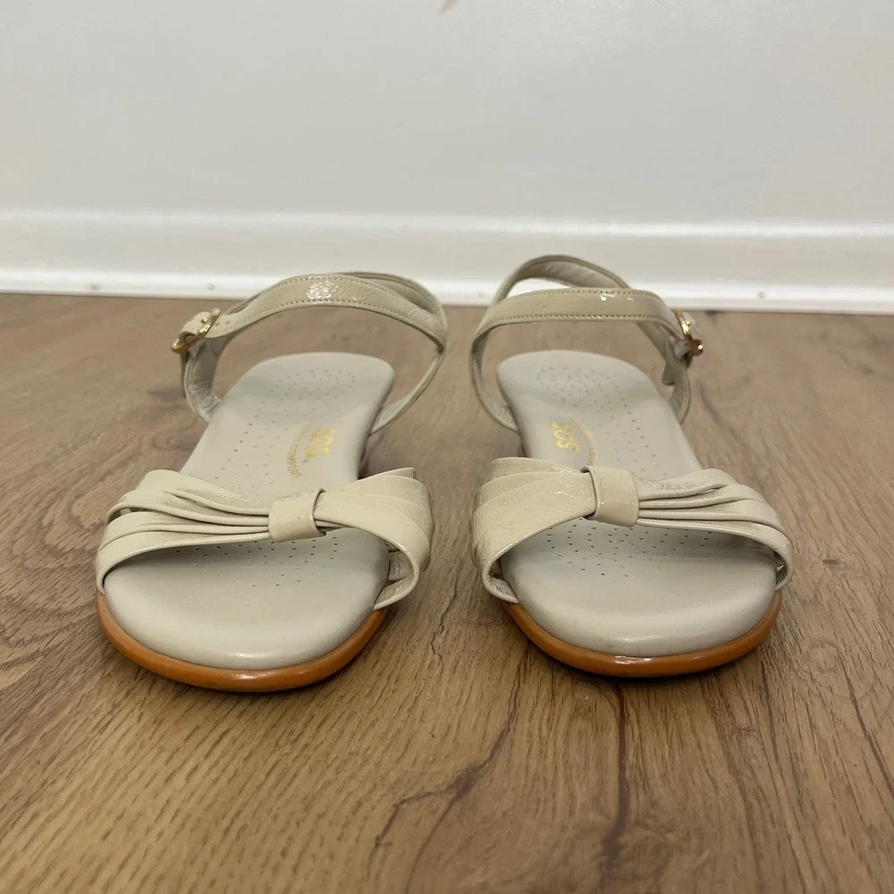 SAS Bone Patent Leather Strippy Quarter Strap‎ Wedge 7.5W Strappy Bow